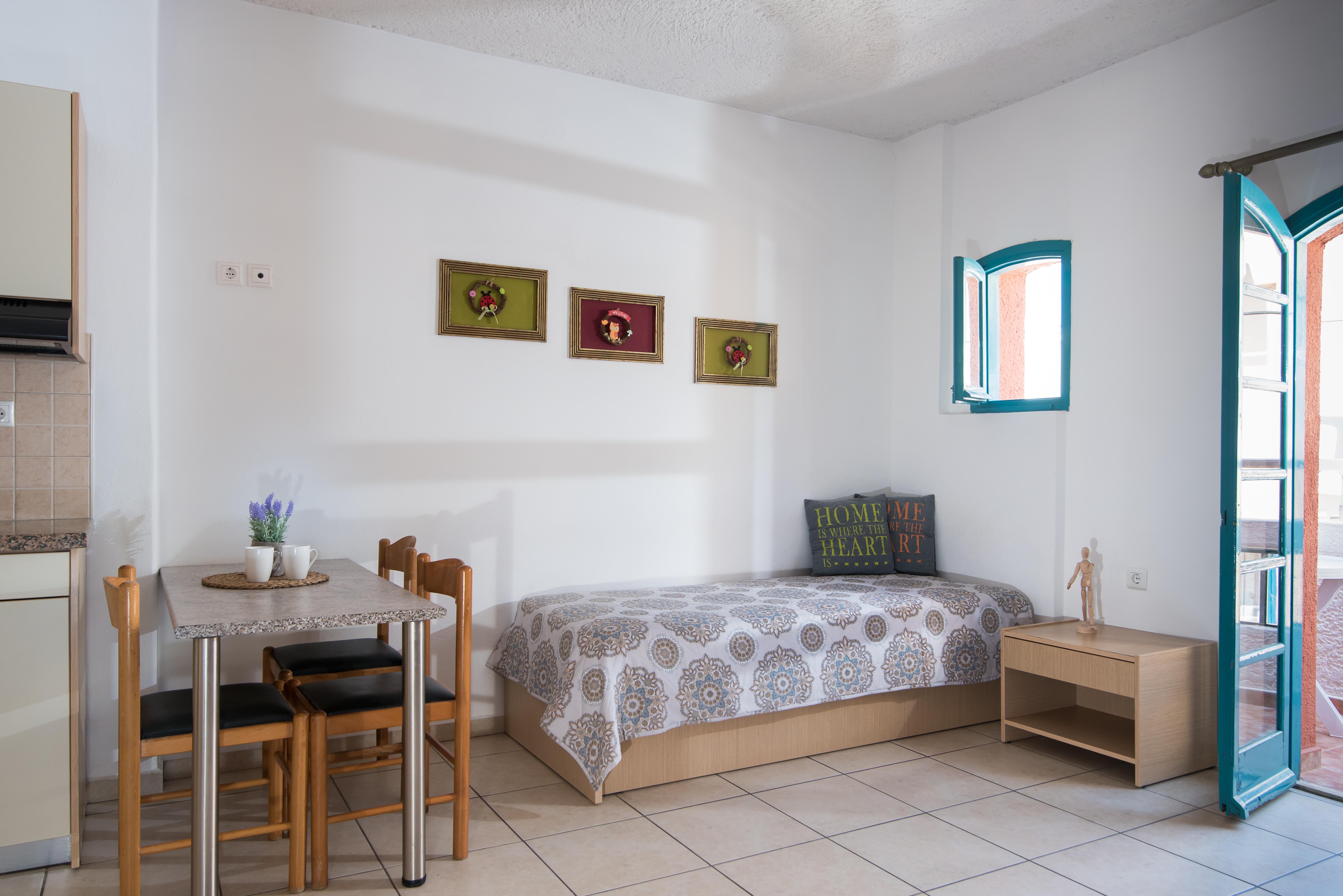 Sarpidon Apartments Malia Exteriör bild